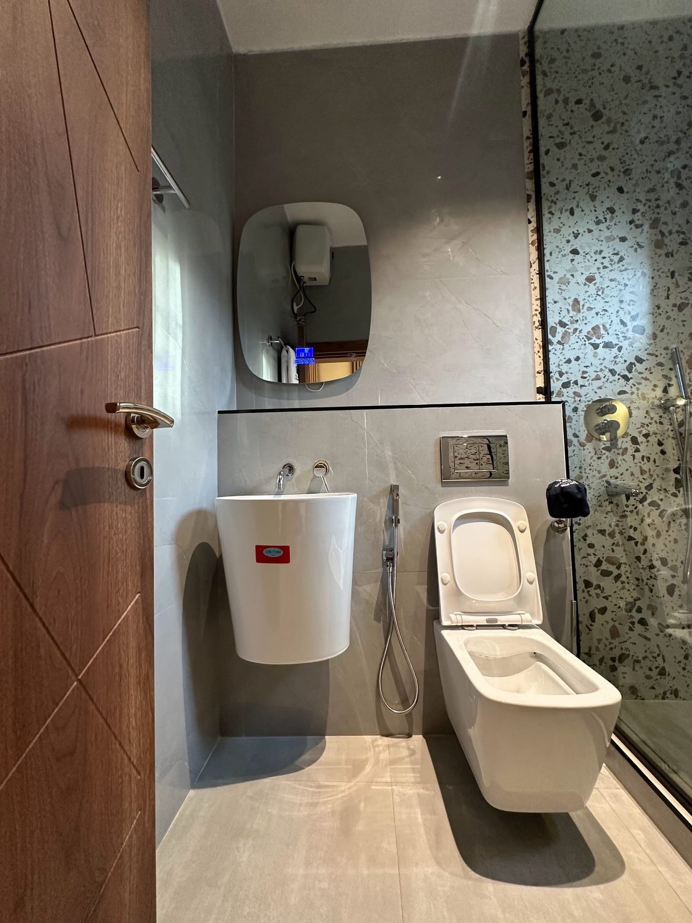 TWO BEDROOM APARTMENT